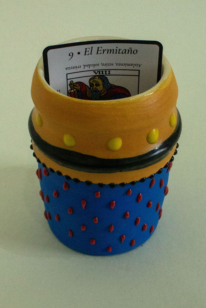 El Ermitaño — Taza de Cerámica inspirada en el Tarot de Marsella