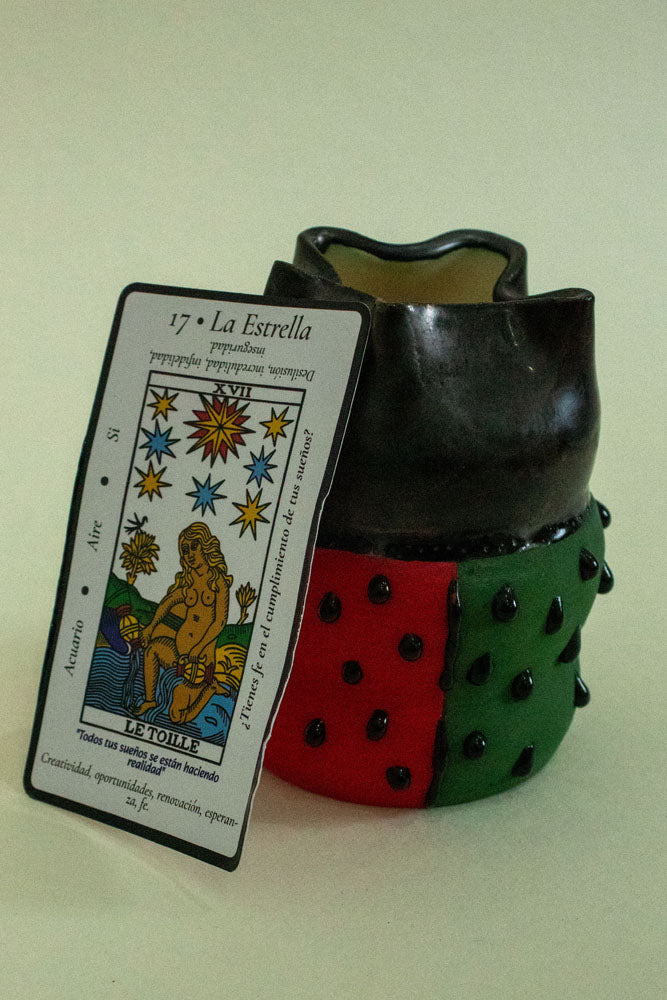 La Estrella — Taza de Cerámica inspirada en el Tarot de Marsella